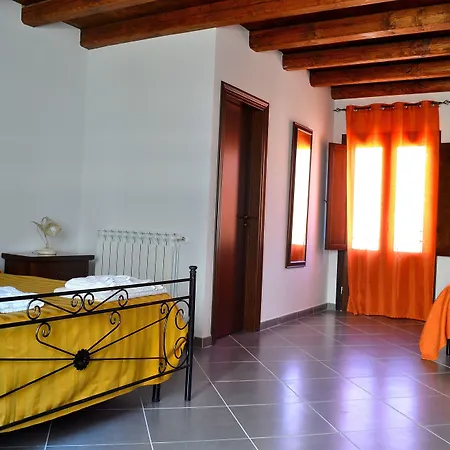 Loggia Del Gattopardo Bed & Breakfast