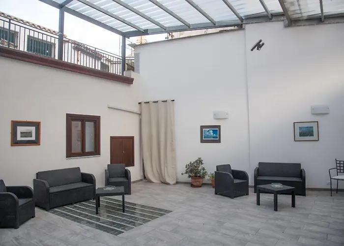 فندق مبيت وإفطار Loggia Del Gattopardo 3*